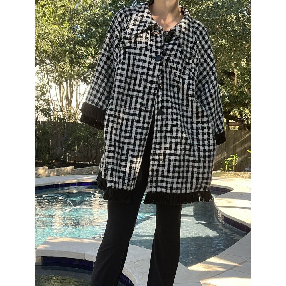 VTG Gingham B&W Ample Togs Coat Size L Barrymore Daggar Collar‎ Jacket Fringe